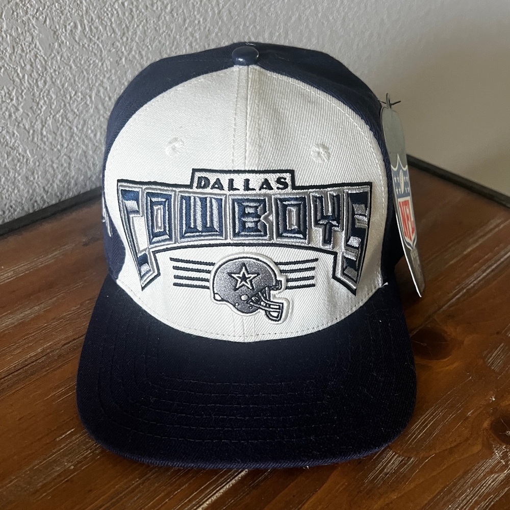 NFL Vintage Pro Standard Dallas Cowboys Hat Snapback Eggshell/Midnight Navy